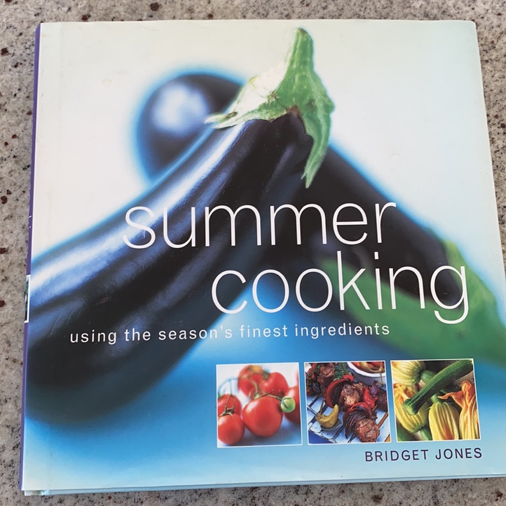 Cookbooks - Picture 3 of 3